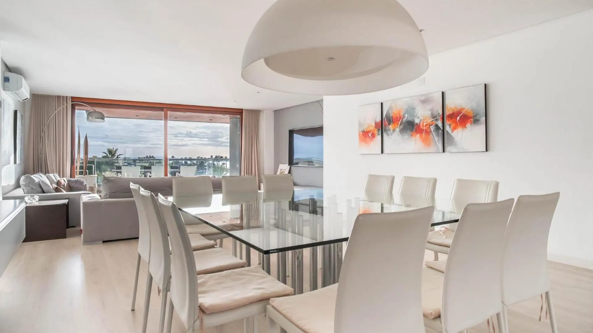 Luxury Sea View Apartment In Puerto De Alcudia