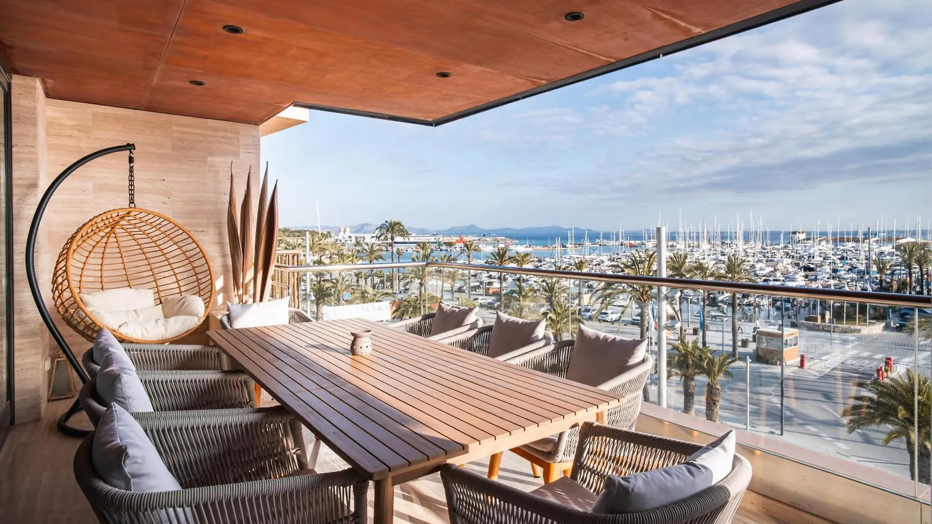 Luxury Sea View Apartment In Puerto De Alcudia Spain